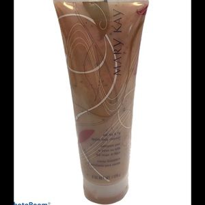 Mary Kay RED TEA AND FIG Nourishing Body Cleanser